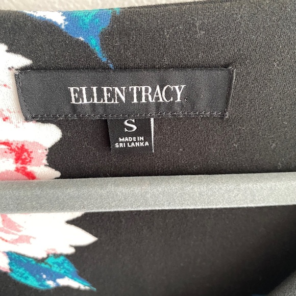 Ellen Tracy floral dress, size small, polyester/spandex blend. Great condition. - Picture 3 of 13